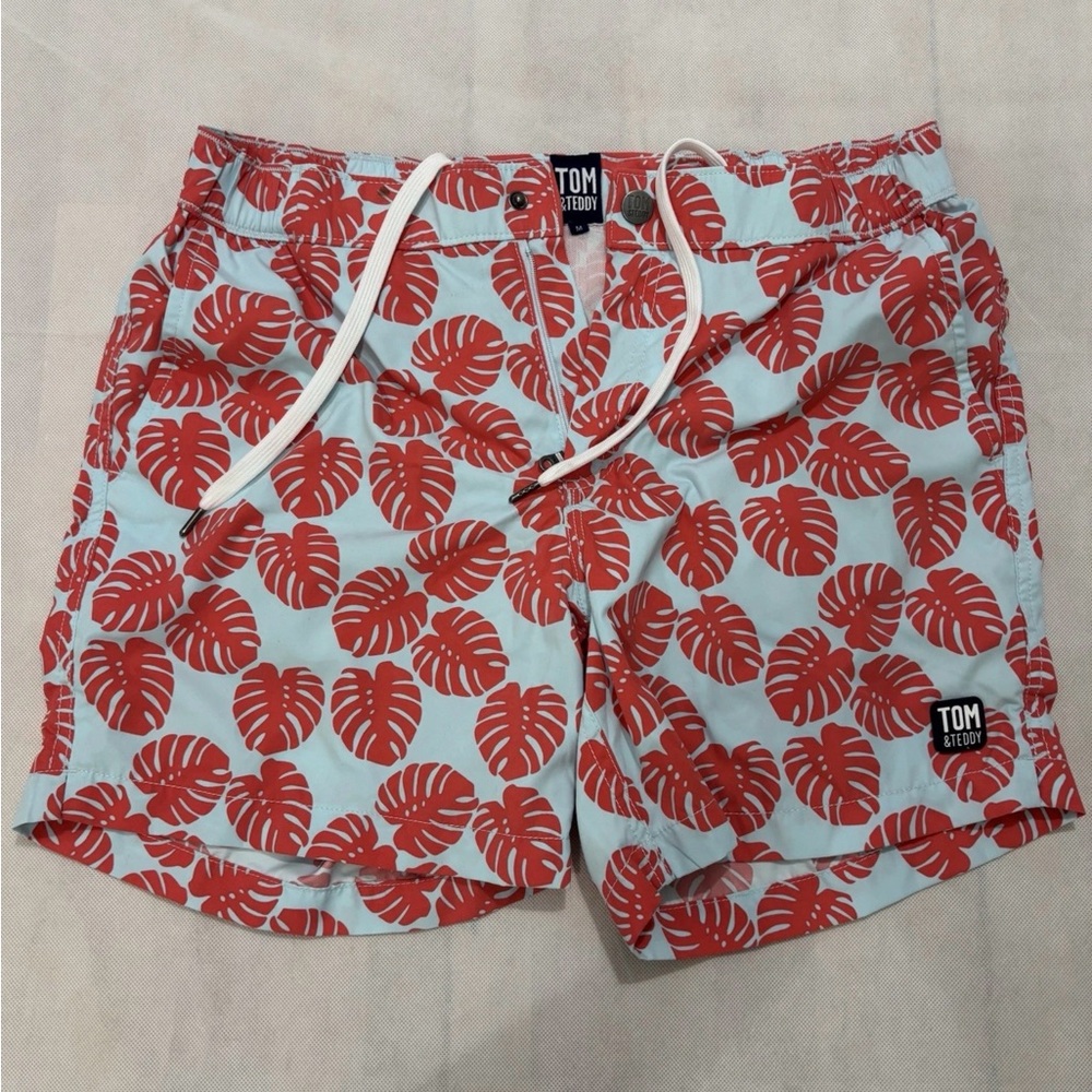 Tom & Teddy Red Leaf Print Athletic Shorts